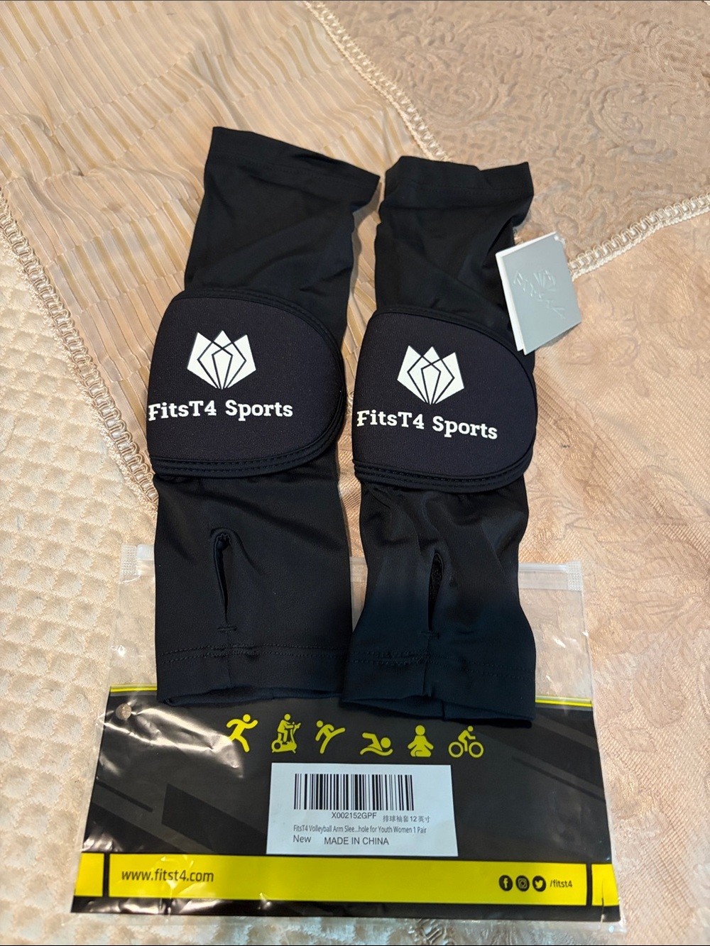Youth Woman's Pair of Black Compression Volleyball Arm Sleeves